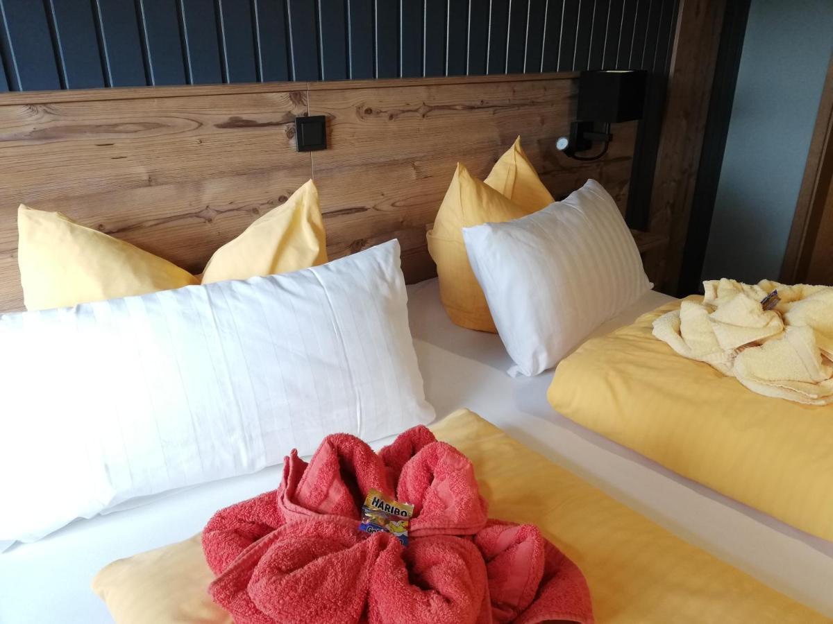 Hotel Steinhagen Damnatz Bagian luar foto